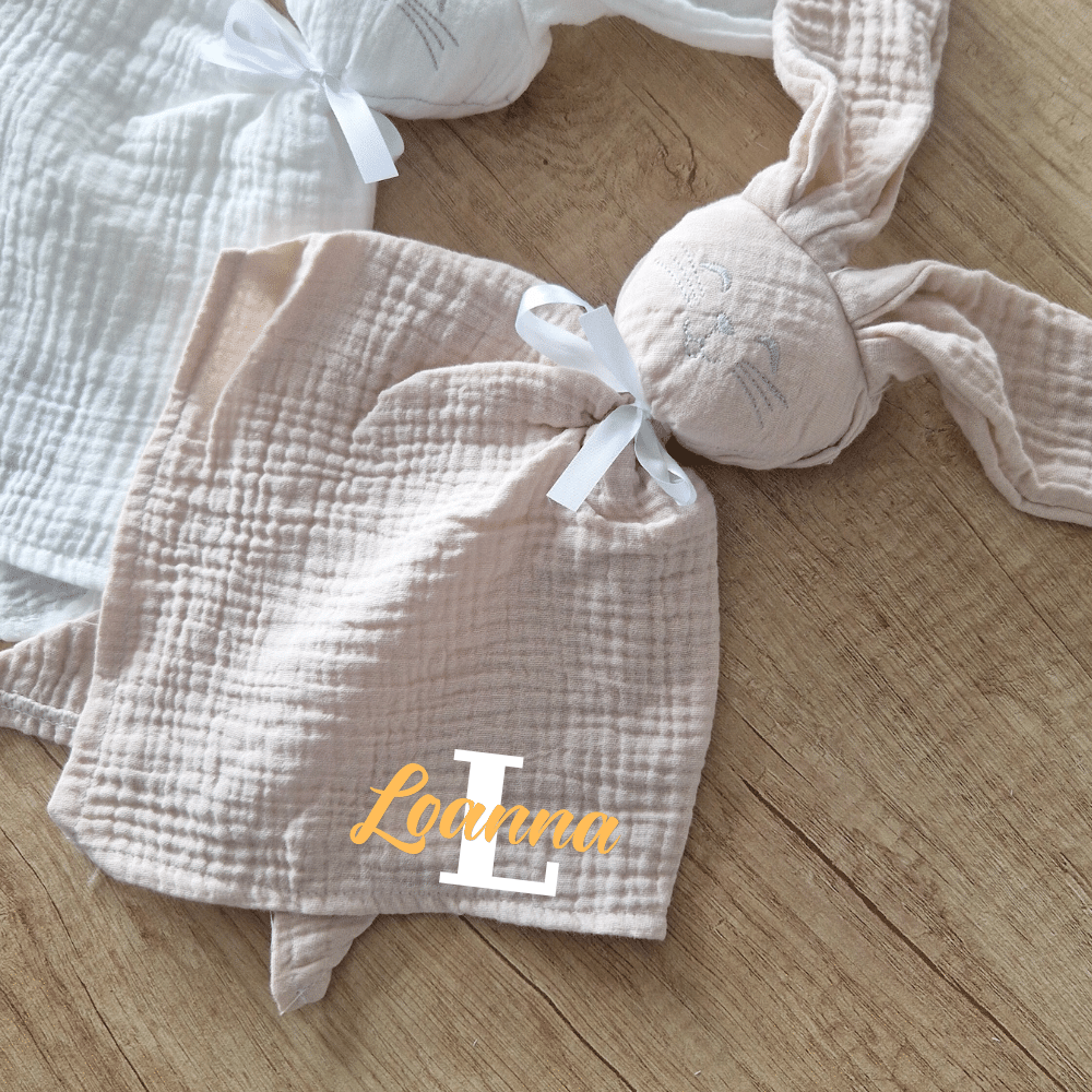 doudou en peluche pour bébé